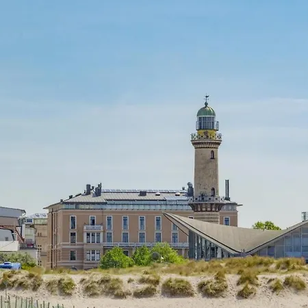 Berringer, Knurrhahn, Direkt An Der Promenade Rostock